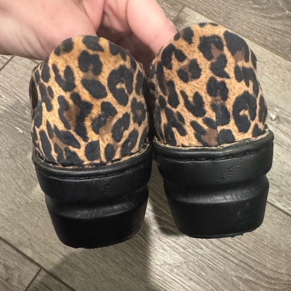 b.o.c. Women's Peggy Clog Leopard faux fur - Picture 6 of 8